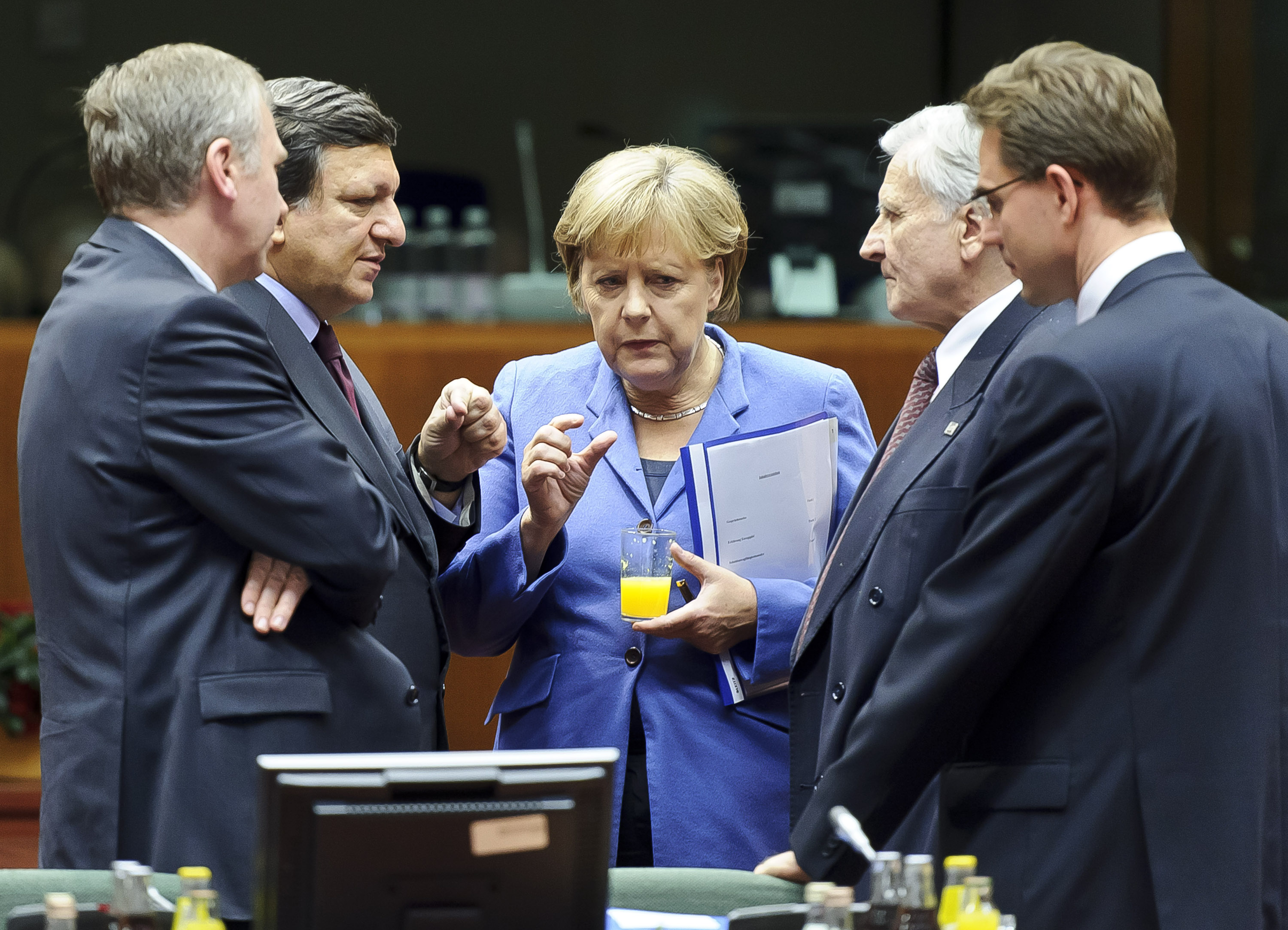 Διαπραγματεύσεις θρίλερ στις Βρυξέλλες – Ματαιώθηκε το Ecofin
