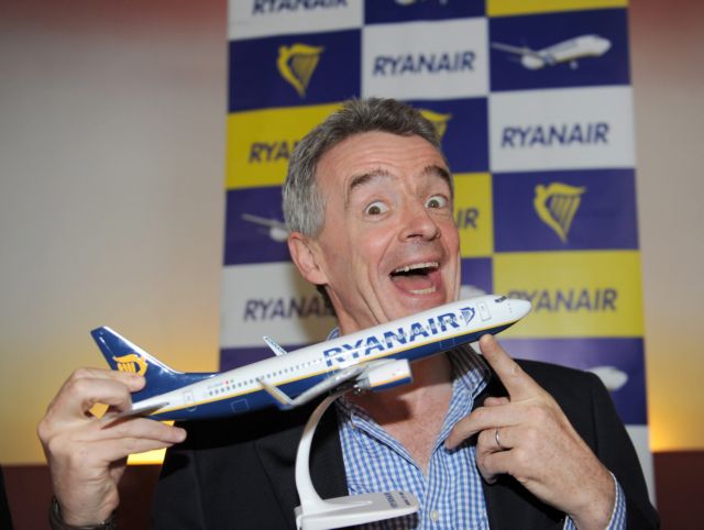 Ryanair: κόλπα για χαμηλό κόστος και υψηλά κέρδη