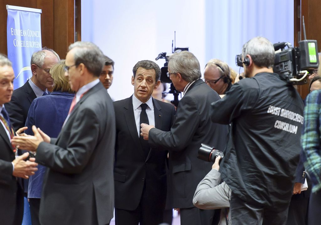 Κούρεμα 50% του ελληνικού χρέους και αυξημένη επιτήρηση