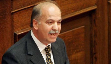 Γ. Φλωρίδης: Ανεβαίνει ένα πολιτικό έργο που δεν κόβει εισιτήρια