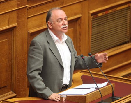 Δημήτρης Παπαδημούλης: «Το χειρότερο σενάριο θα ήταν να ψήφιζαν οι Έλληνες τους συνεταίρους του μνημονίου» | tovima.gr