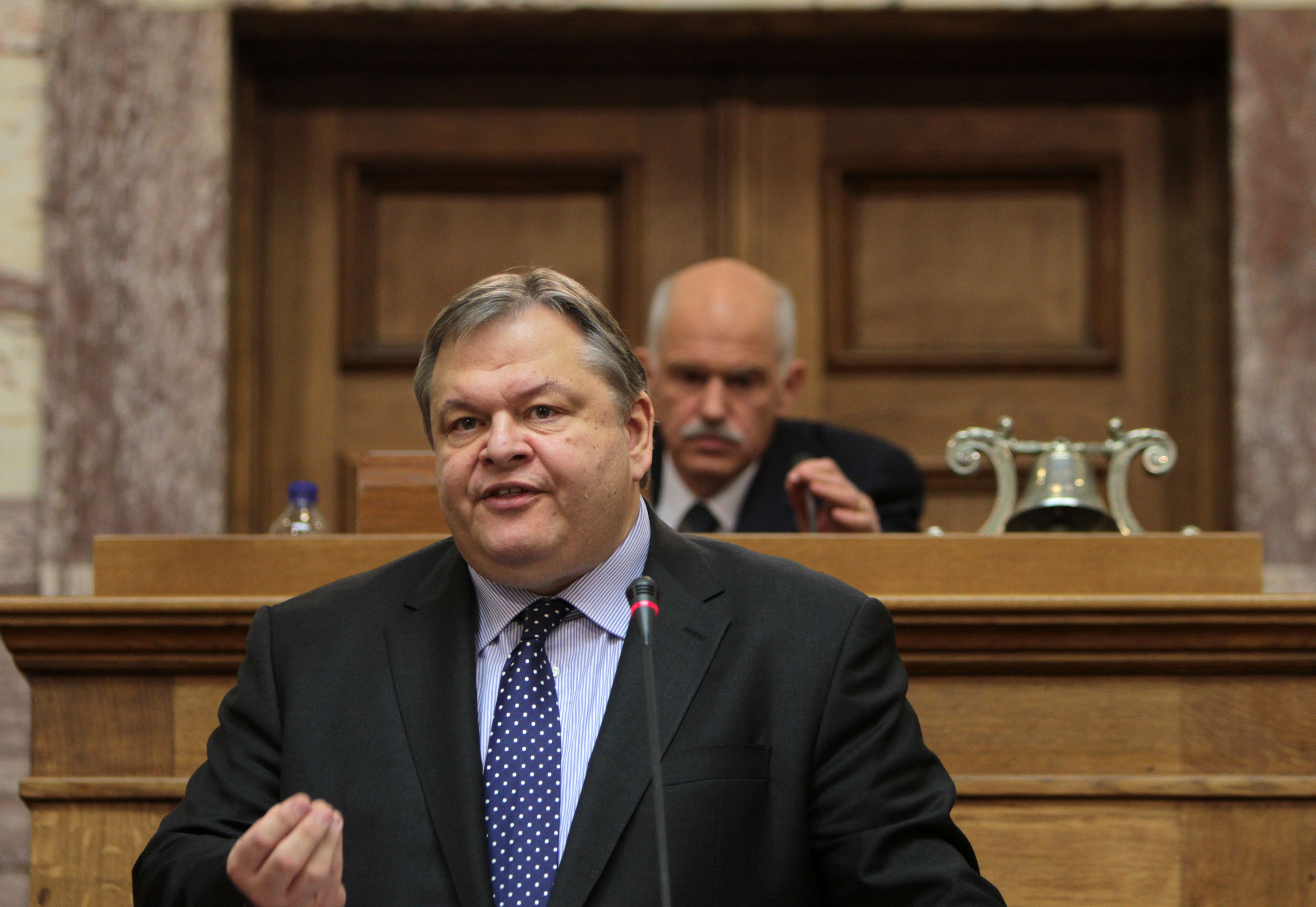 Πήρε εξιτήριο από την κλινική ο Ευάγγελος Βενιζέλος