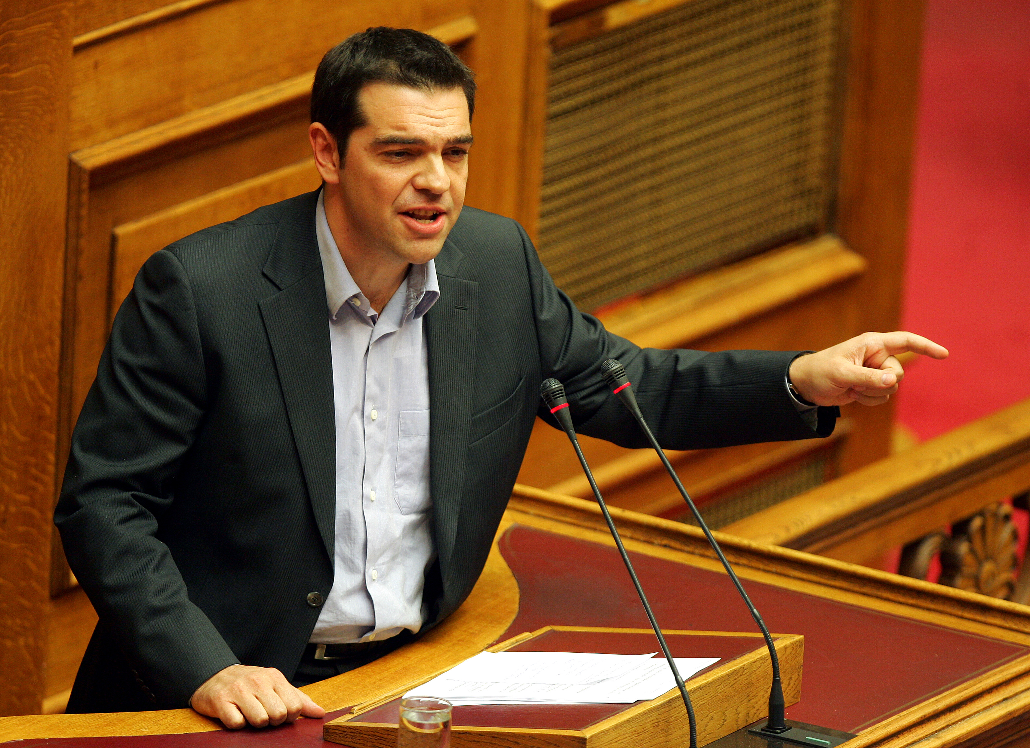 Αλ. Τσίπρας: «Ανάγνωση γενικού πωλητηρίου της Ελλάδας» οι εξαγγελίες Σαμαρά