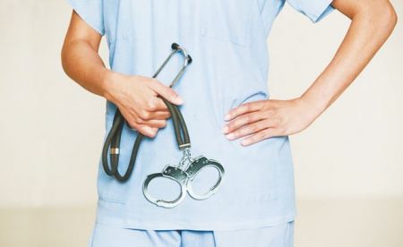 Ρυθμίστηκε ο τρόπος φορολόγησης των παρόχων υγείας