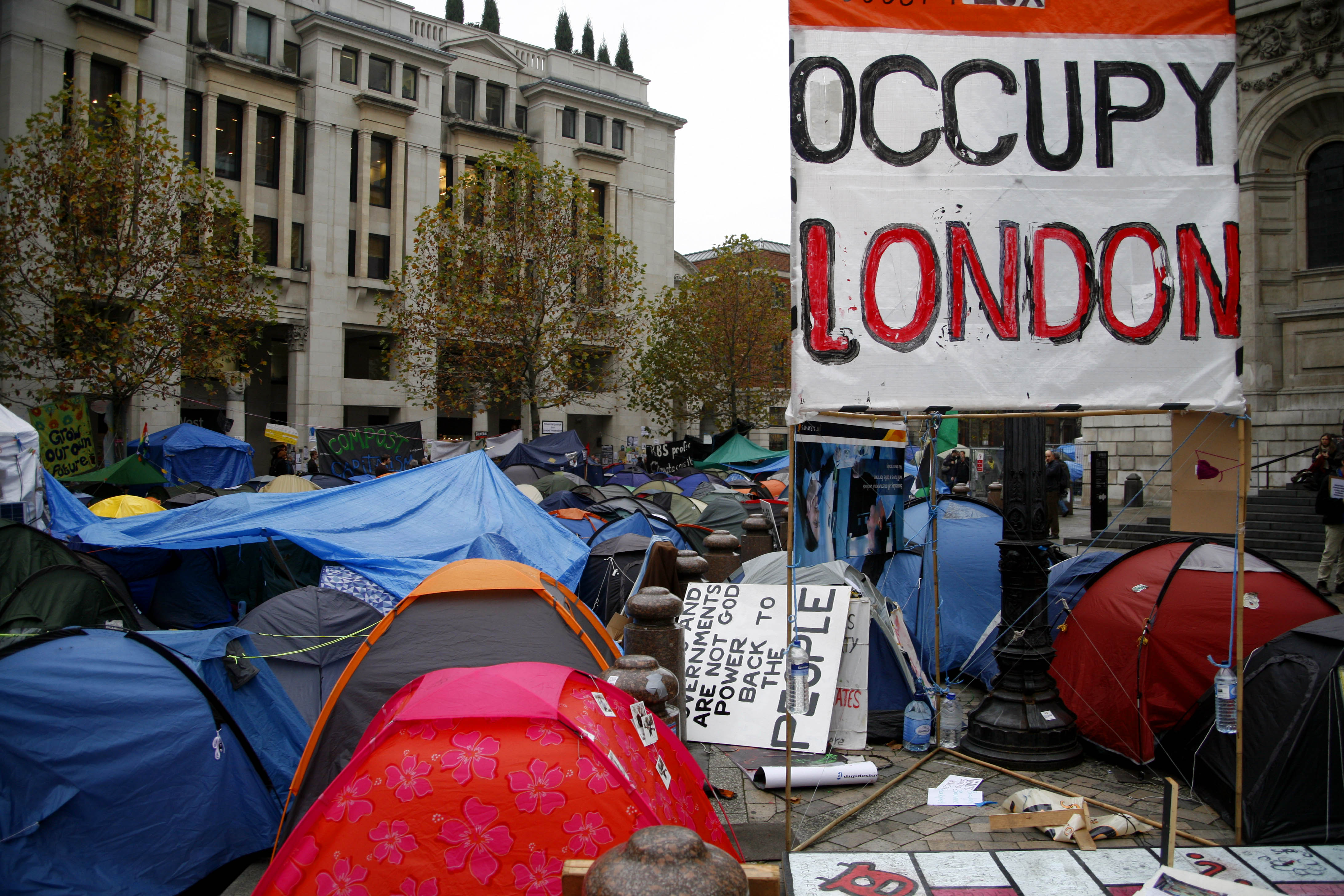 Τρομοκρατική οργάνωση το Occupy London, λέει η αστυνομία