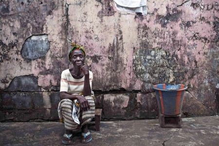 734 εκατ. άνθρωποι ζουν με λιγότερα από 1,9 δολ. τη μέρα