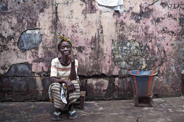 734 εκατ. άνθρωποι ζουν με λιγότερα από 1,9 δολ. τη μέρα