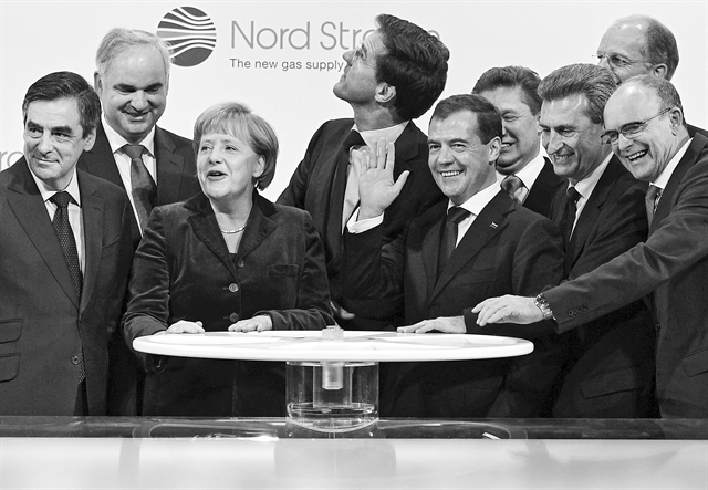 Η τριπλή εξάρτηση της Γερμανίας και η «γεωπολιτική ενηλικίωσή της»