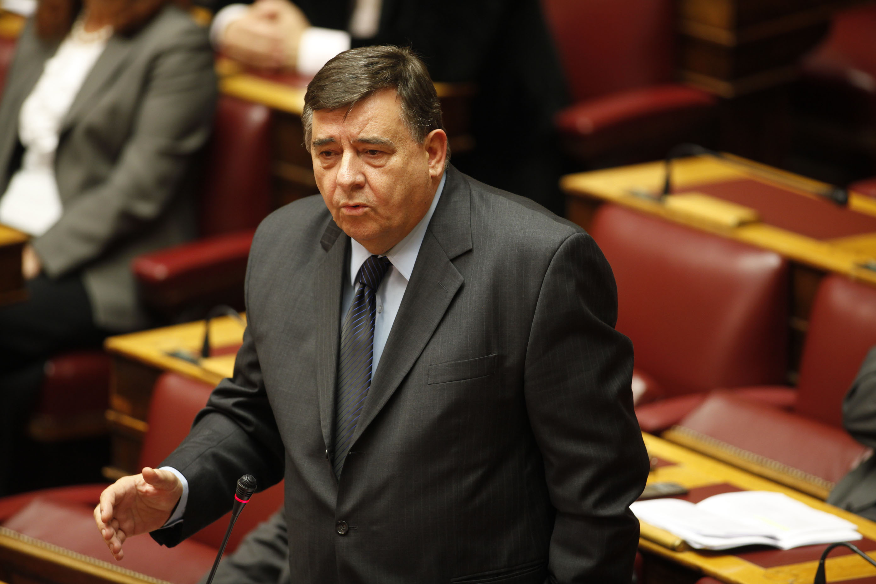 Καρατζαφέρης: Συμμετοχή των αρχηγών στην κυβέρνηση