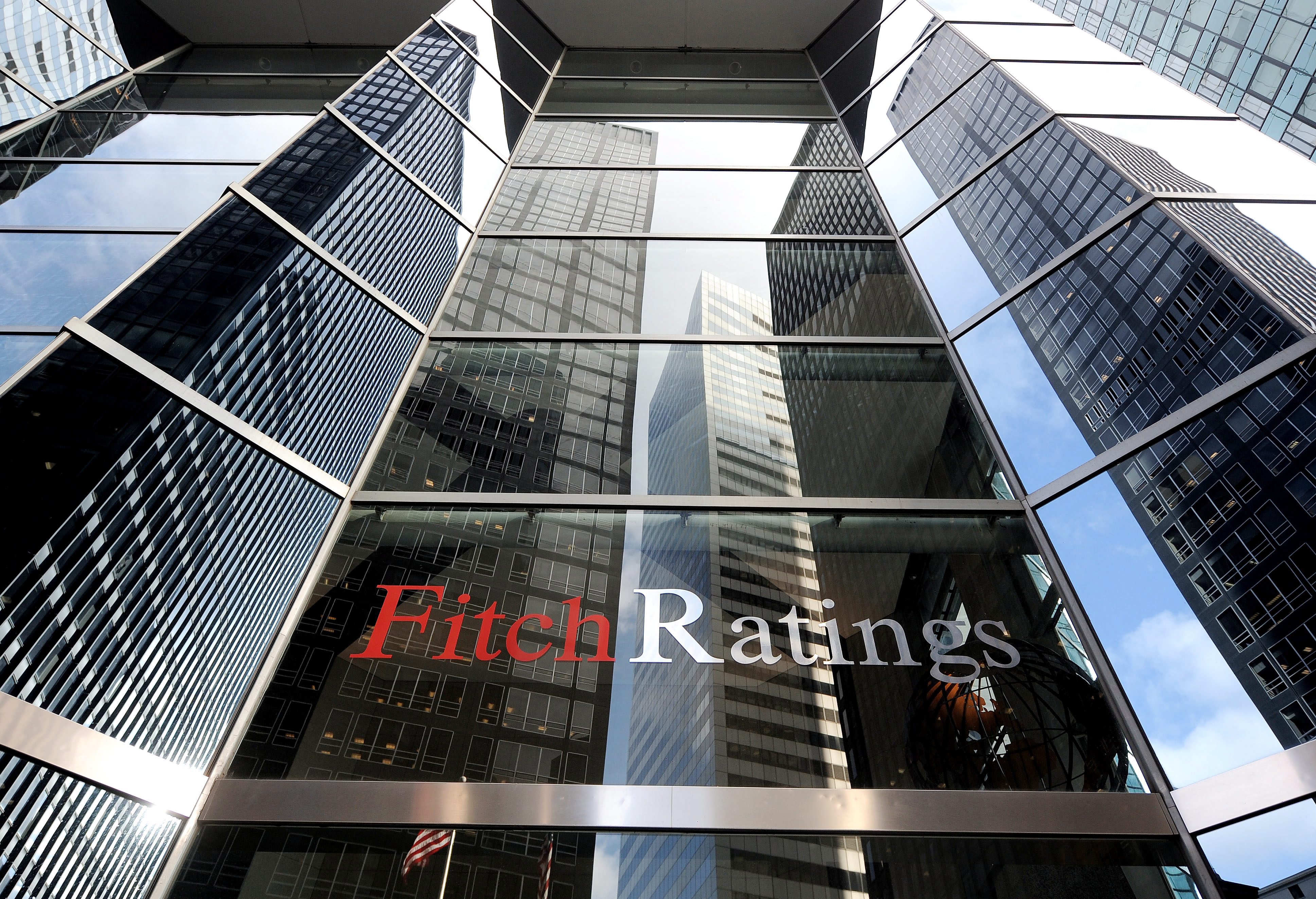 Fitch: Διαχειρίσιμες οι κεφαλαιακές ανάγκες των τραπεζών