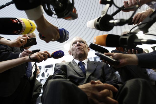 Samaras welcomes Schäuble to Athens