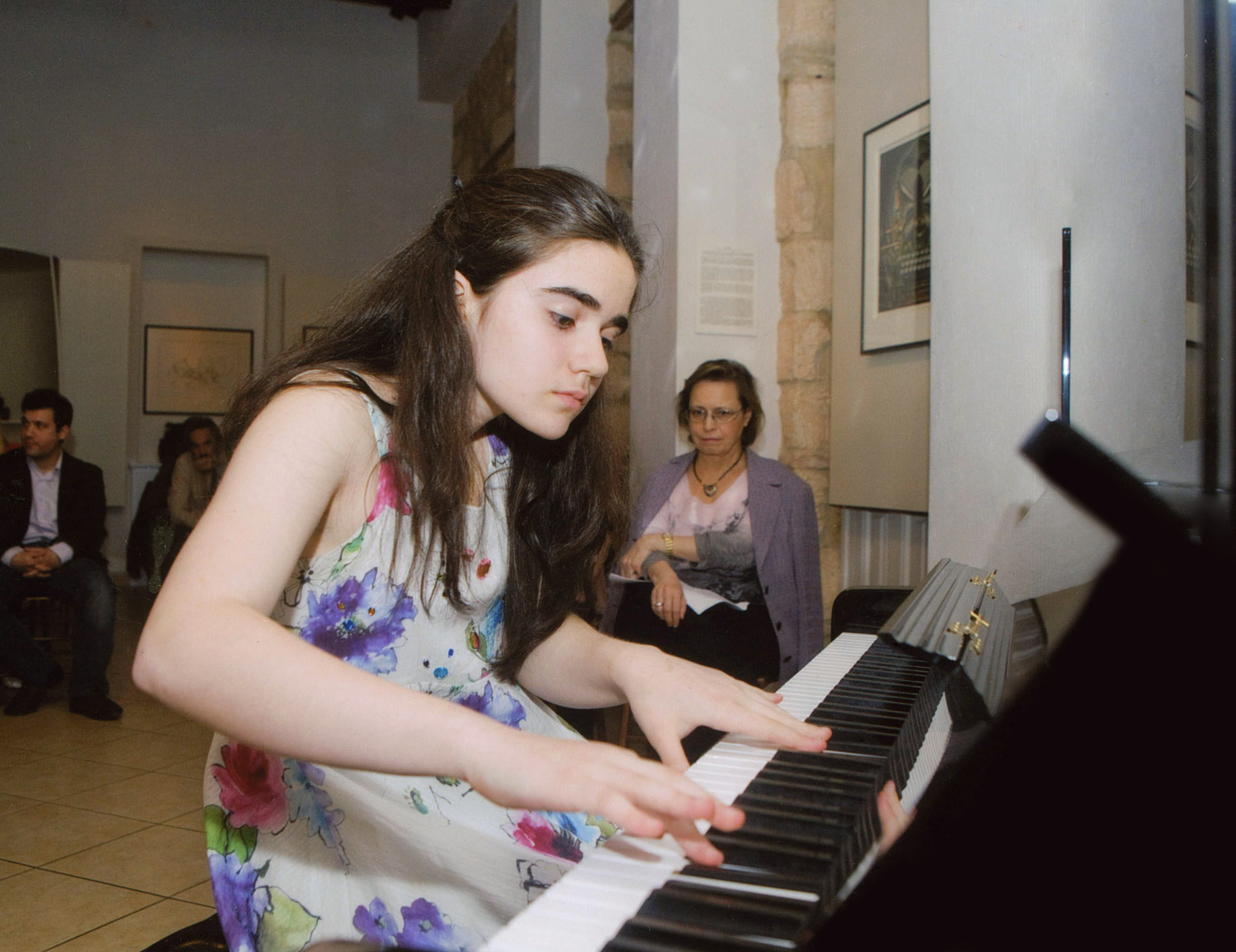 Μαργαρίτα Κολάση-Βούρτση: Η 14χρονη  πιανίστρια  και η µουσική  οικογένειά της