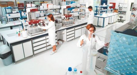 Pharmathen: Παγκόσμιος παίκτης στην έρευνα