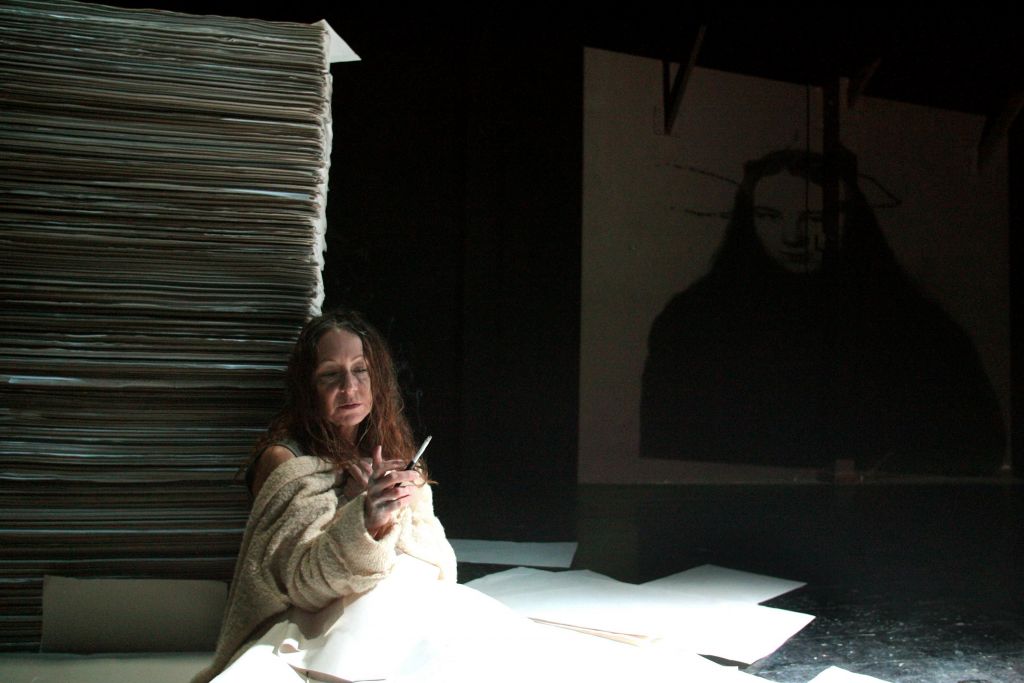 Και πεθαίνουν σαν σκουλήκια