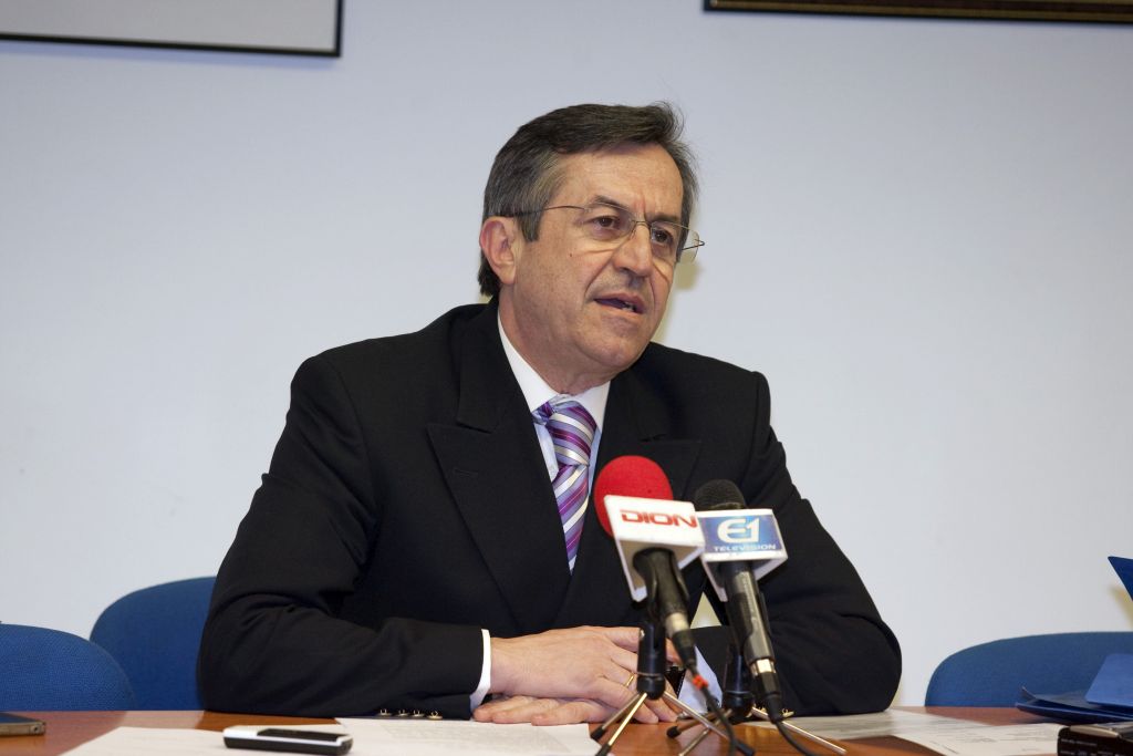 Οργή Σαμαρά για την παραίτηση του Ν. Νικολόπουλου