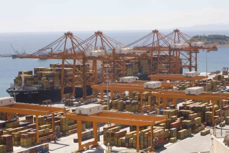 Mείωση 0,2% κατέγραψαν οι ελληνικές εξαγωγές το 2013