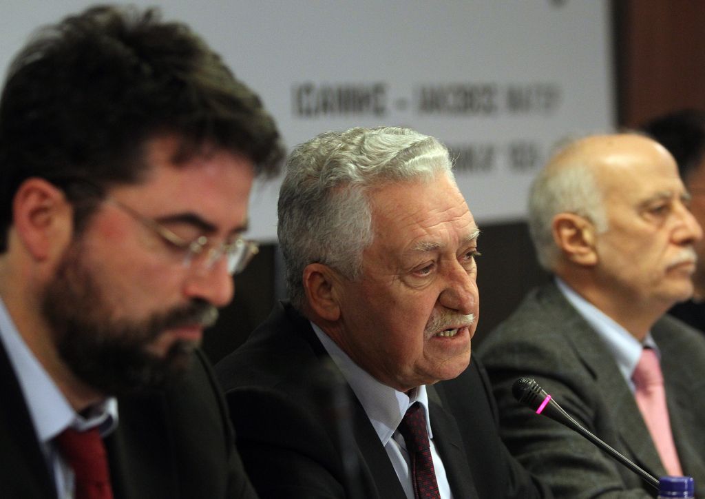 Β.Οικονόμου:Καταστροφικό αν είναι αυτό το αποτέλεσμα για τη ΔΗΜΑΡ