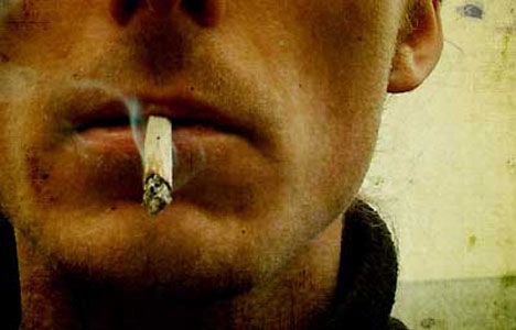 Το κάπνισμα συνδέεται με την ψωρίαση