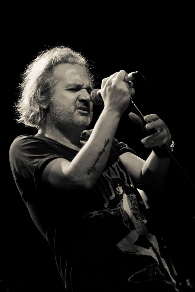 Χριστουγεννιάτικες ιστορίες από γνωστές φωνές στον Ιανό