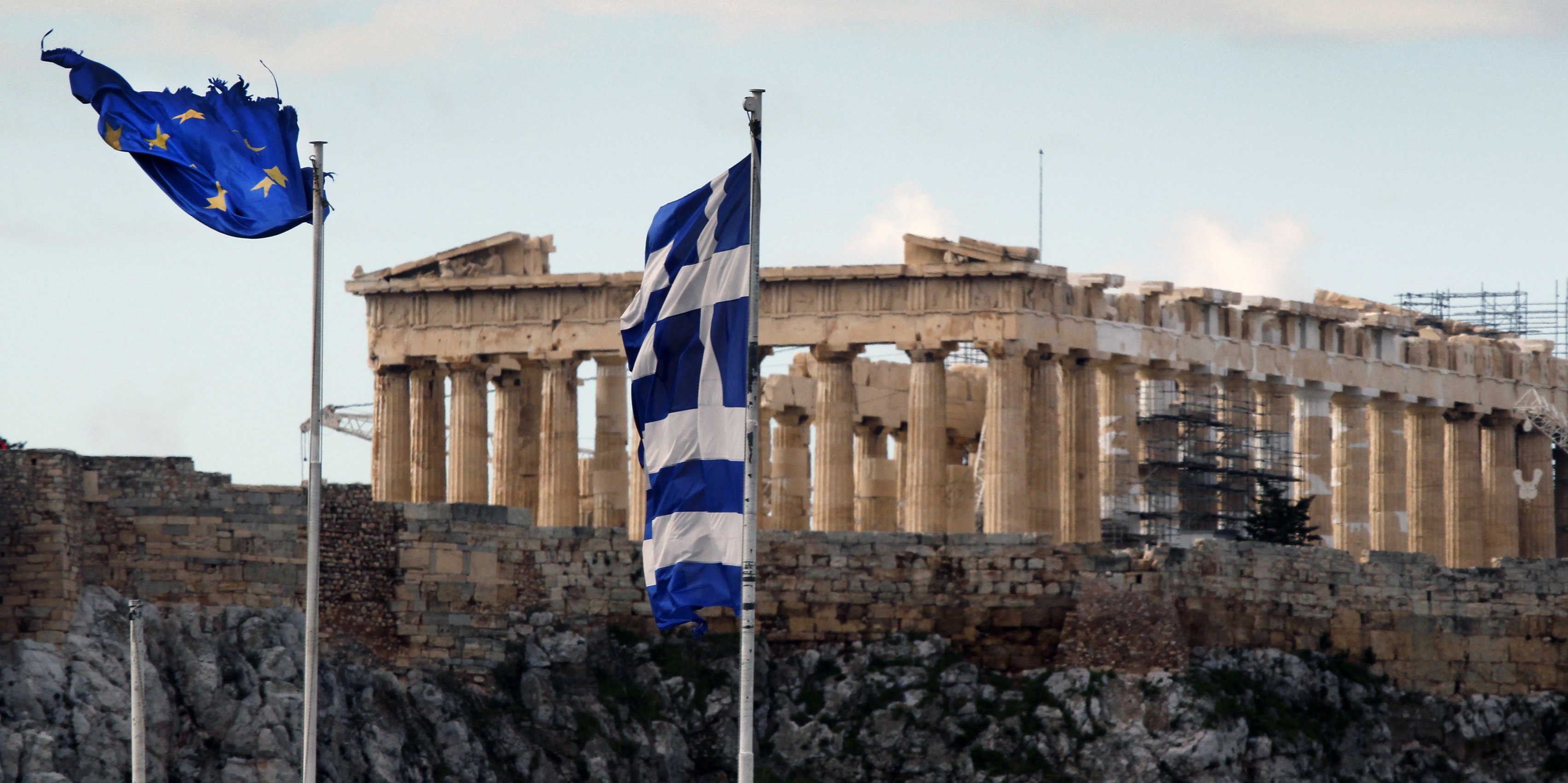 Κύμα αλληλεγγύης για την Ελλάδα προκαλούν τα μέτρα λιτότητας