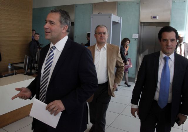 Επίθεση Γεωργιάδη-Βορίδη στον Κουρουμπλή για τις «σκανδαλώδεις συμβάσεις»