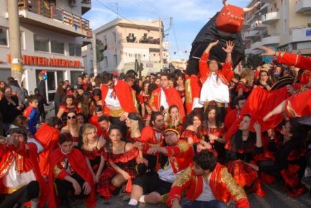 Λιγότερες και… λιτές οι αποδράσεις για το τριήμερο