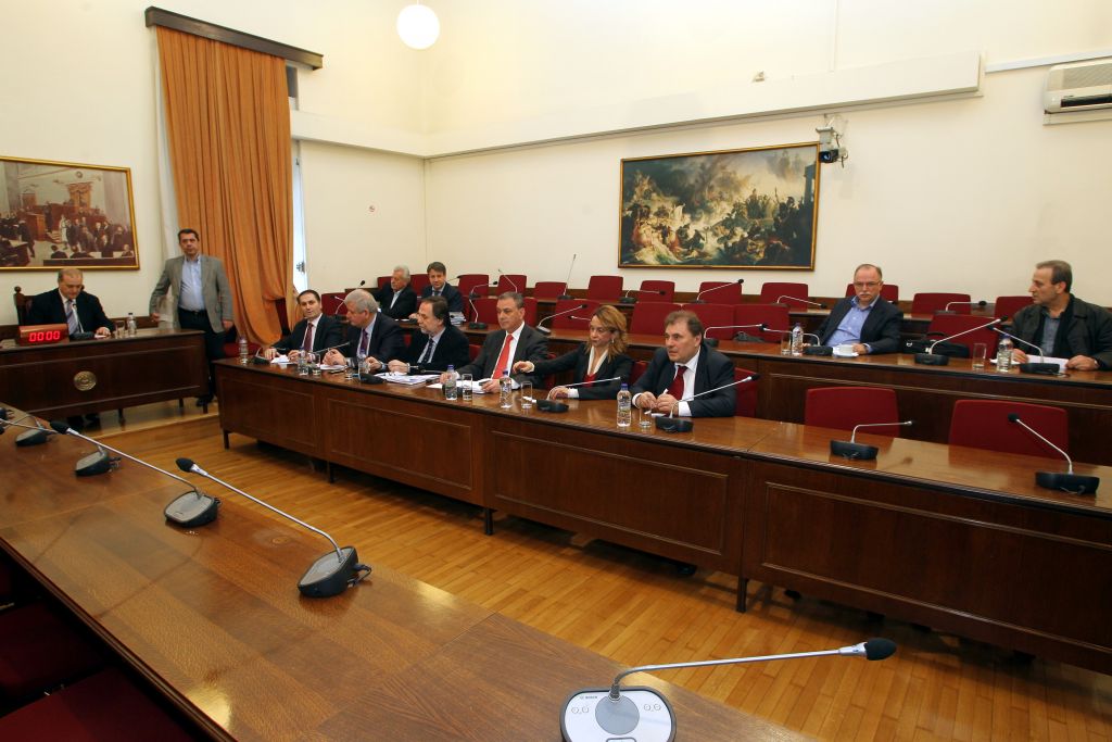 Καταγγελία για κρυφές επαφές του προέδρου της ΕΛΣΤΑΤ με τον Τόμσεν