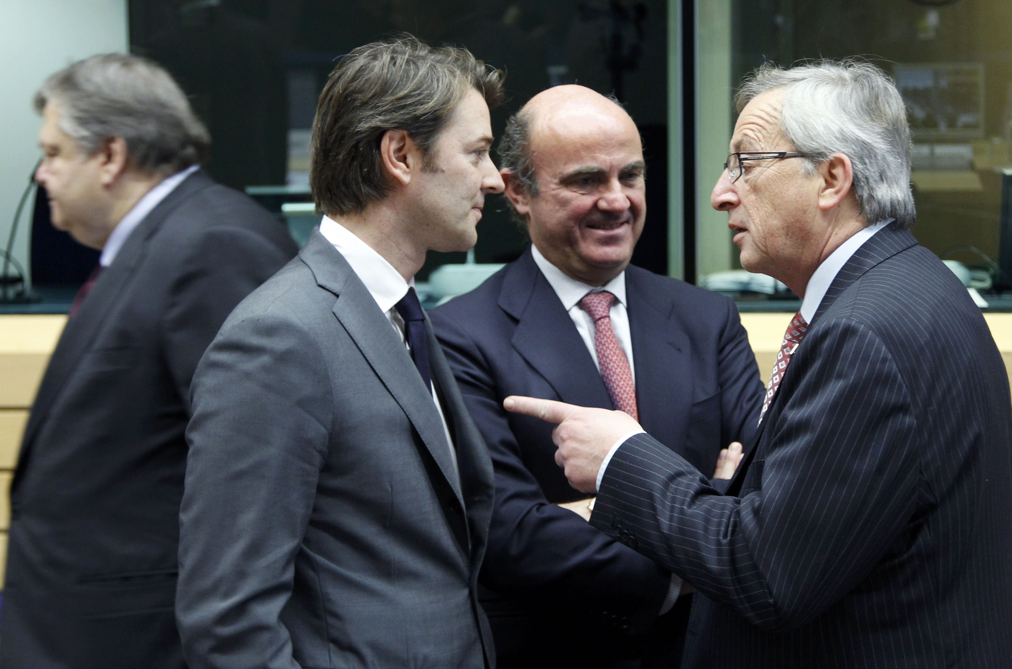 Eurogroup: Συμφωνία για τα πρώτα 30 δισ. – Υπογραφή 5 συμβάσεων