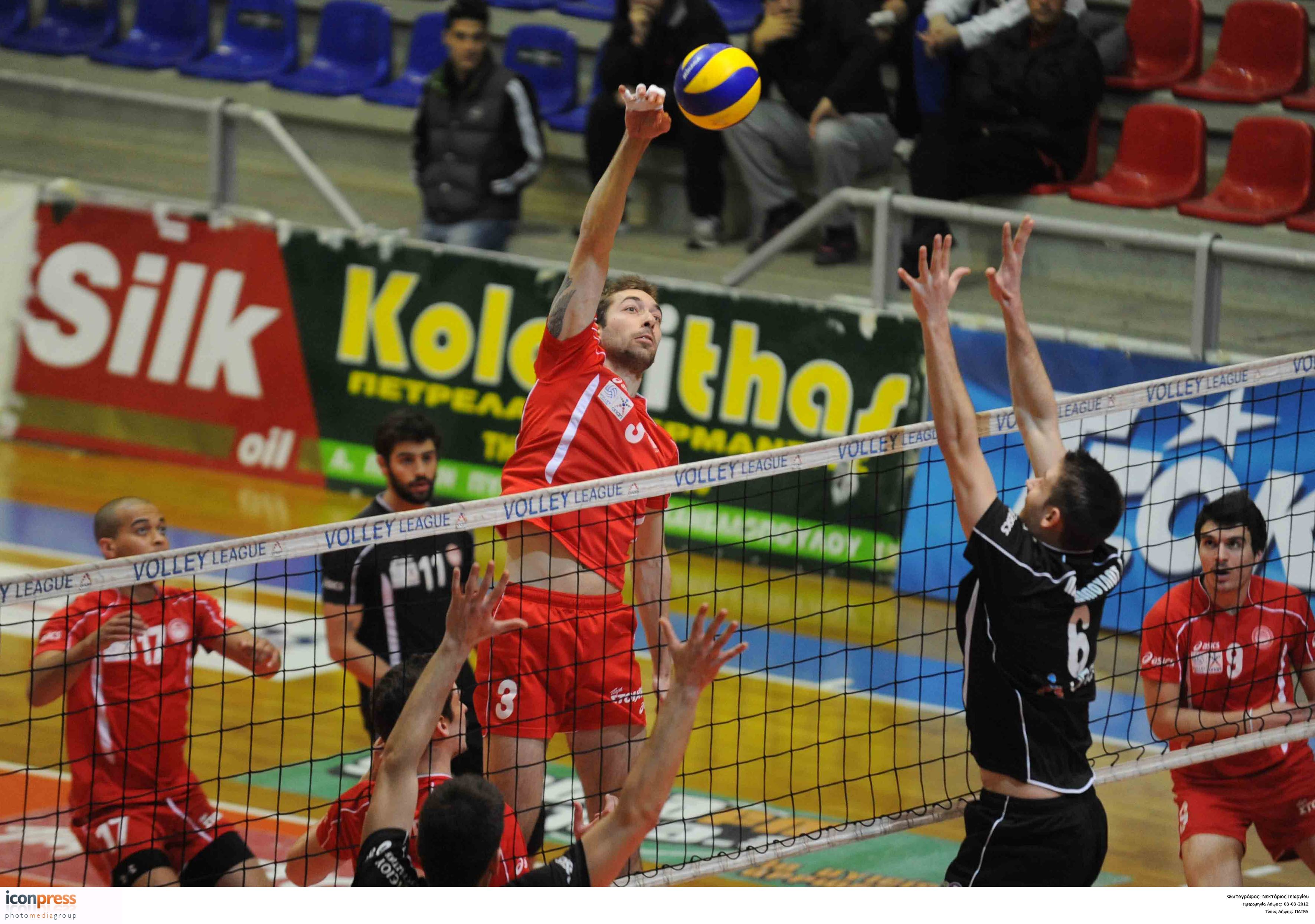 Βόλεϊ: Ο Ολυμπιακός στέλνει τον ΠΑΟ στον δικαστή