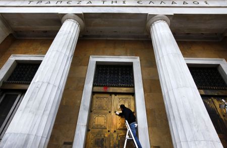 Successful bond swap key for Greece’s return to markets