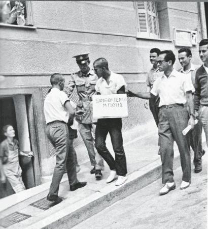 Εφη Αβδελά: Ανήλικα αγόρια και κορίτσια «παραβάτες»