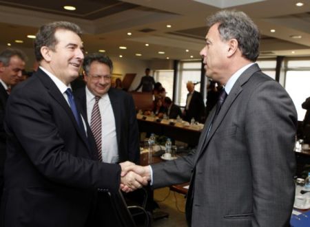 Διαψεύδουν τα περί προσχώρησης στη Ν.Δ. Χρυσοχοΐδης – Σγουρός