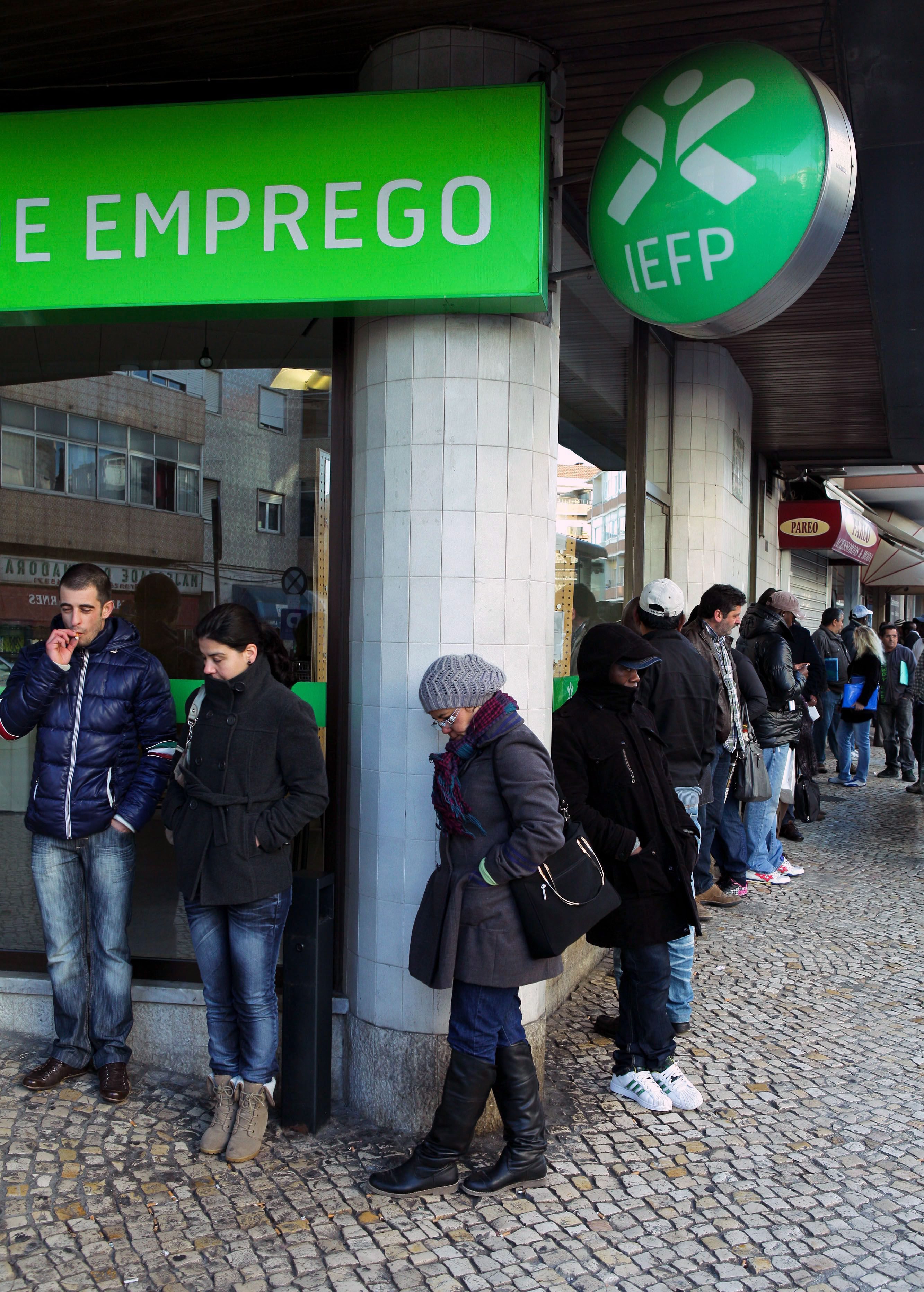 Πορτογαλία: Υποχρεωτική κοινωνική εργασία για 92 ευρώ το μήνα