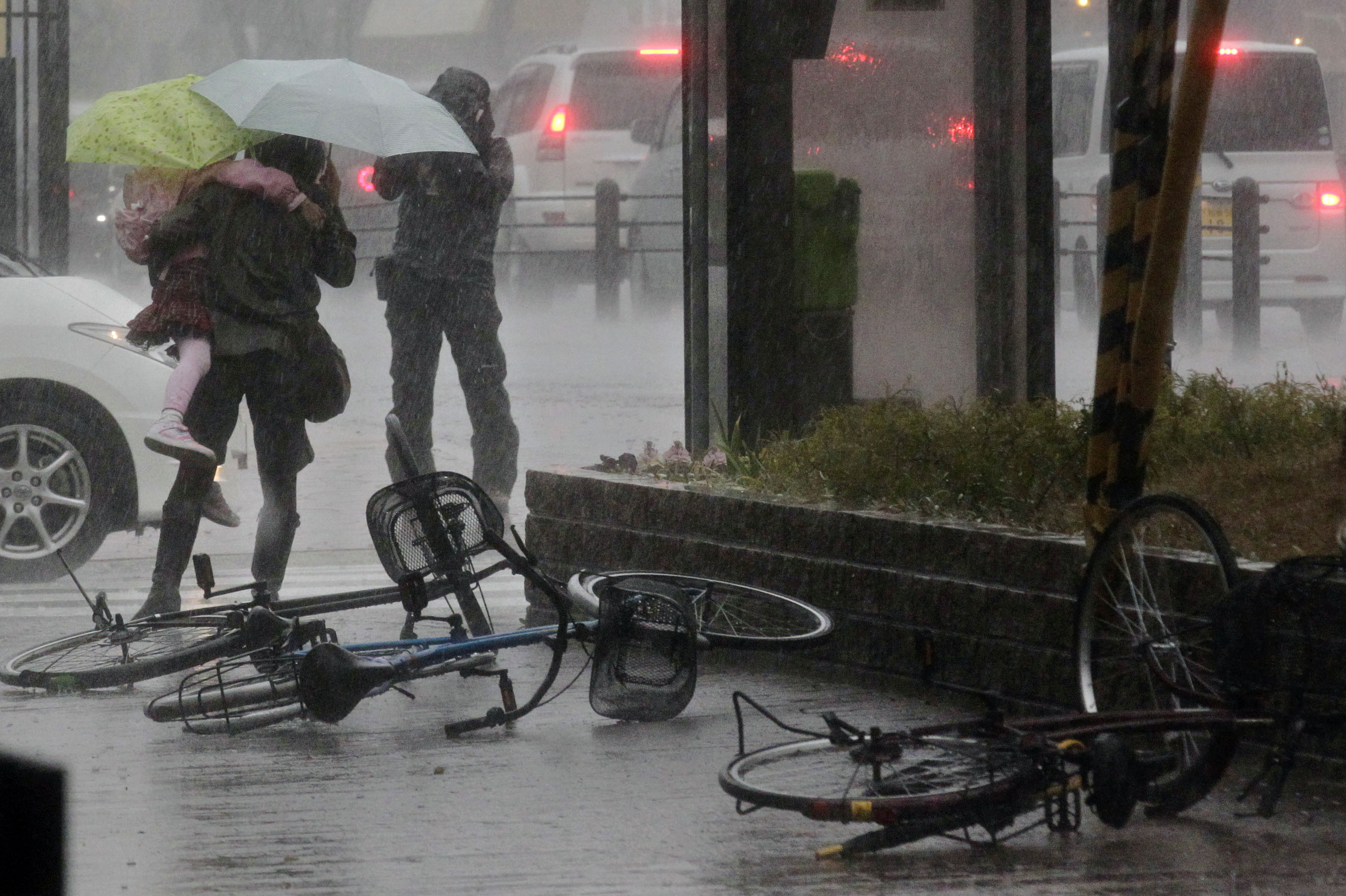 Ιαπωνία: Τέσσερις νεκροί και δεκάδες τραυματίες έπειτα από τυφώνα