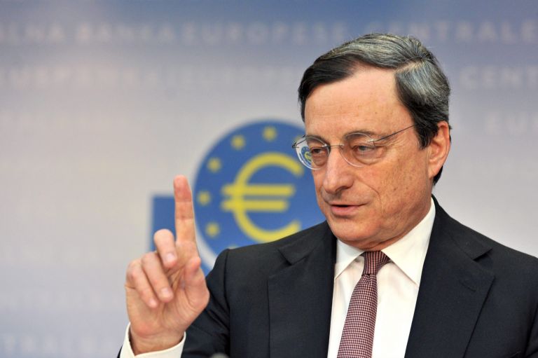 Μάριο Ντράγκι: Τέσσερις ελληνικές τράπεζες επανεντάσσονται στο πρόγραμμα δανεισμού της ΕΚΤ | tovima.gr