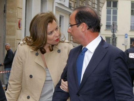 Τίτλοι τέλους στον κοινό βίο του Φρανσουά Ολάντ με την Βαλερί Τριερβελέρ