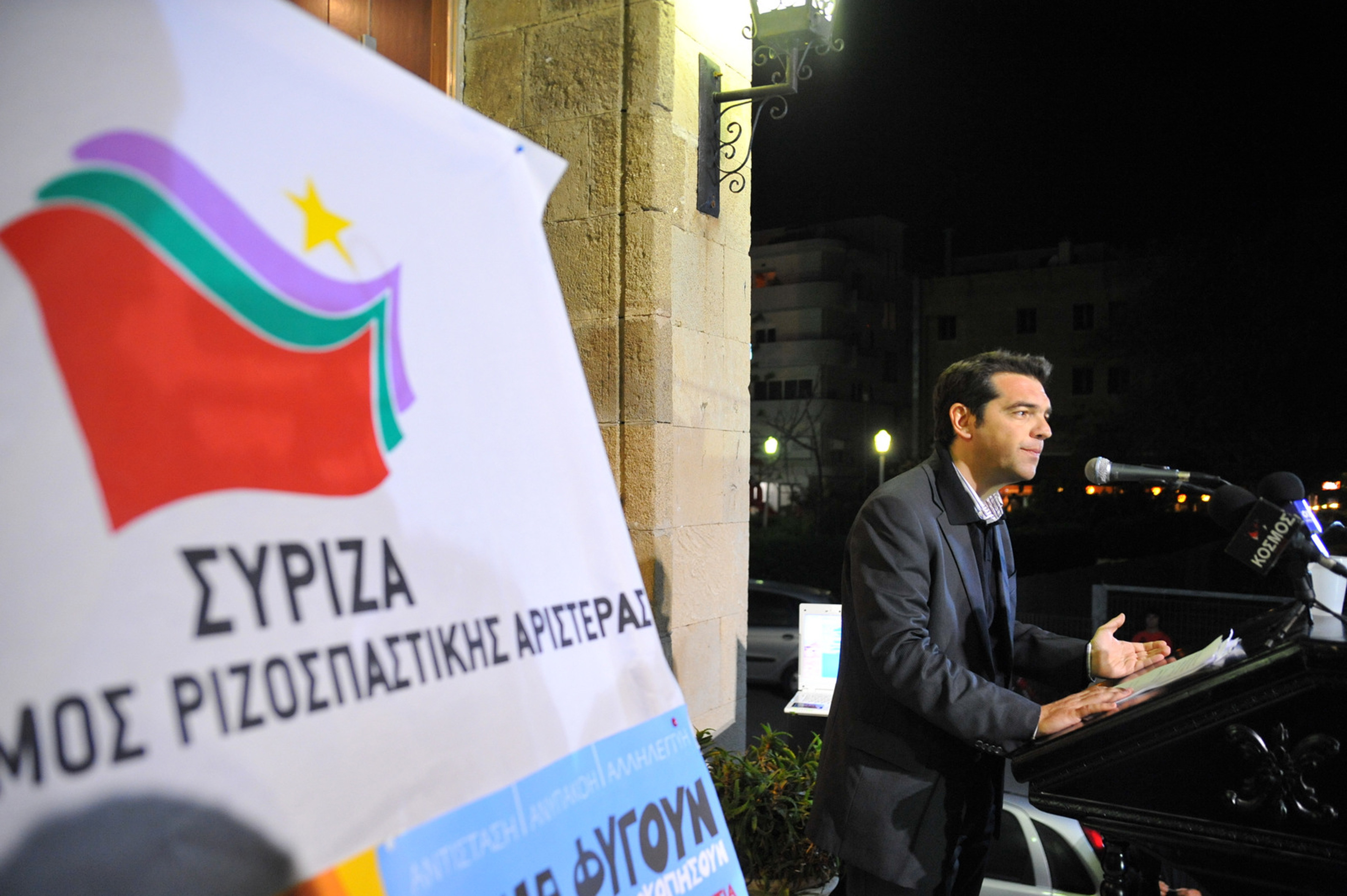 Αντιδράσεις στελεχών ΝΔ – ΠαΣοΚ για το άνοιγμα Τσίπρα προς Καμμένο