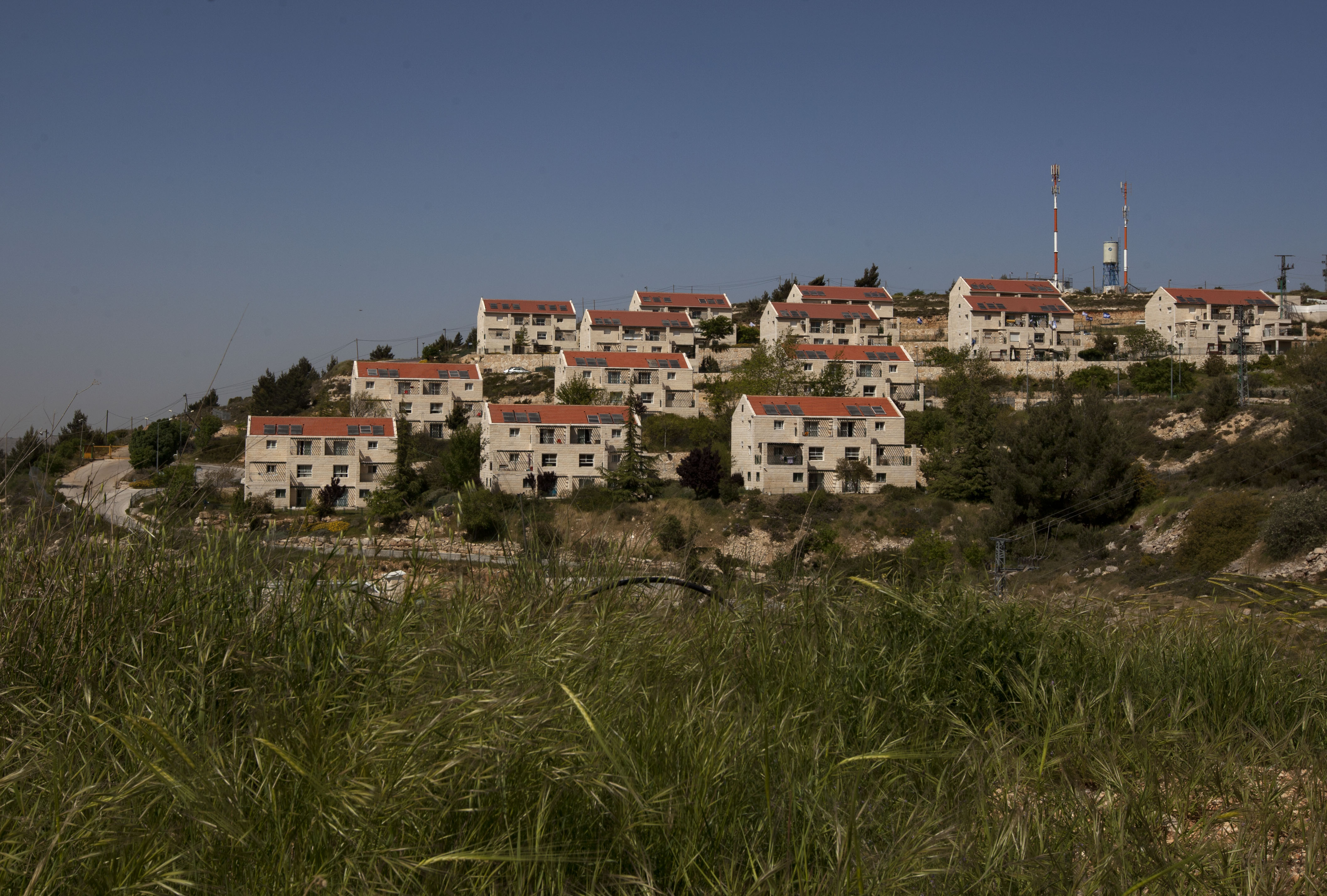 Ρωσία: Αντιδρά στη νομιμοποίηση εβραϊκών οικισμών στη Δυτική Οχθη