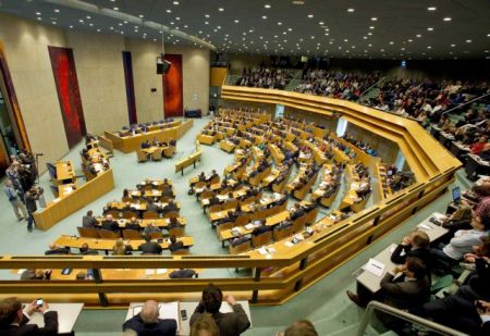 Ολλανδία: Την Τετάρτη ψηφίζει η Βουλή για το νέο ελληνικό πρόγραμμα