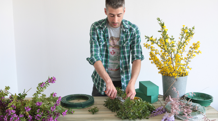 πρωτομαγιάτικο στεφάνι