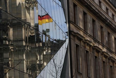 Γερμανική Βουλή: Δεν άναψε ακόμα το «πράσινο φως» στην εκταμίευση της δόσης