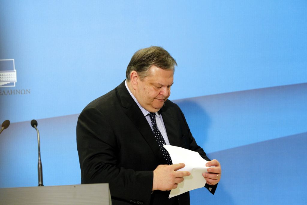 ΠαΣοΚ: Υστατη προσπάθεια πολιτικού απεγκλωβισμού εν όψει νέων εκλογών