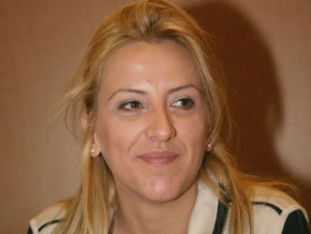 Ρ. Δούρου:Είτε ψηφίσει κάποιος Σγουρό είτε Κουμουτσάκο, ψηφίζει Ν.Δ.