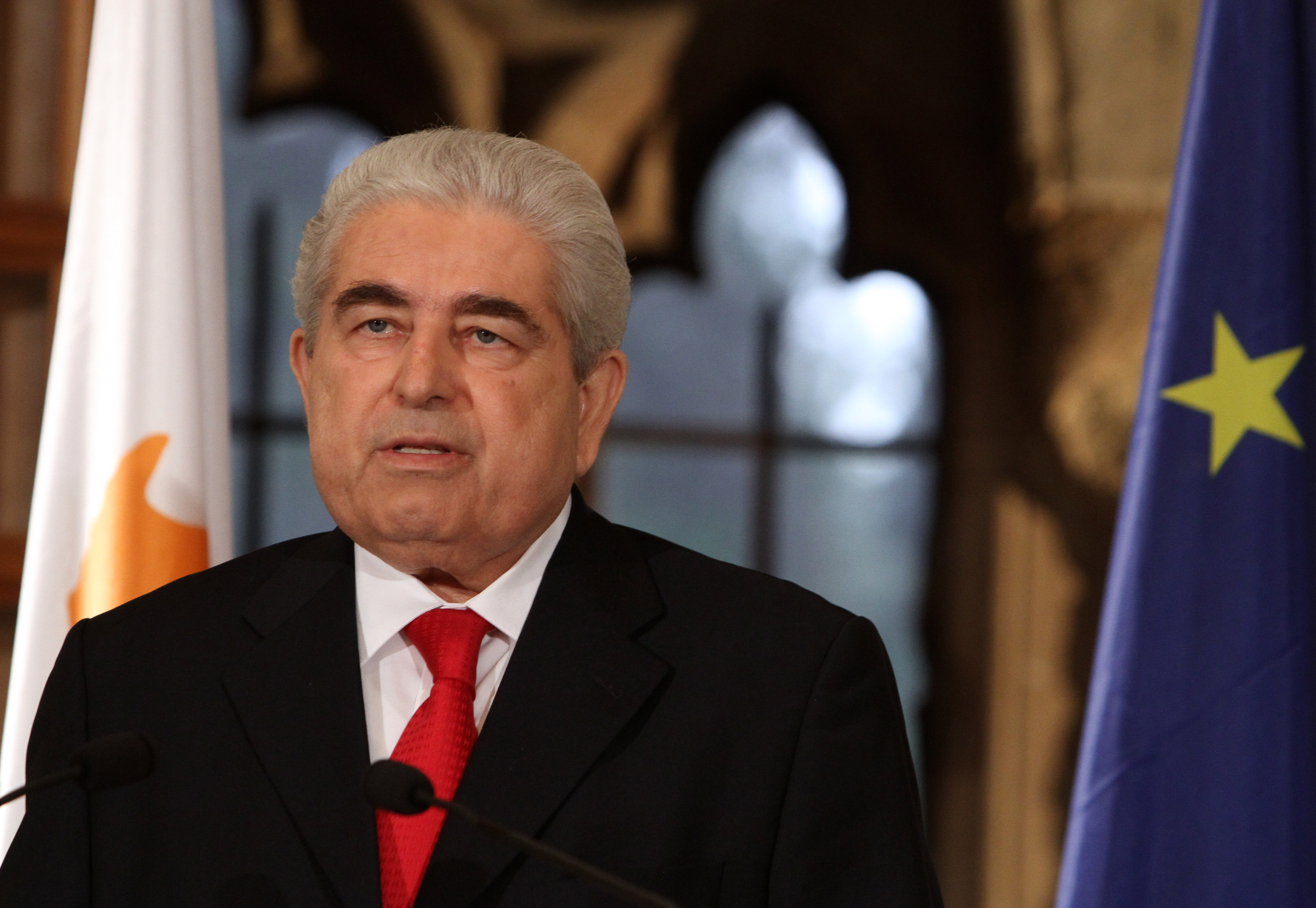 Τρία κιλά εκρηκτικά κοντά στο εξοχικό του Χριστόφια