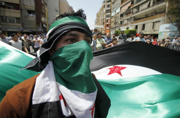 Συρία: Οι αντικαθεστωτικοί επιμένουν, το ίδιο και η κρατική βία | tovima.gr