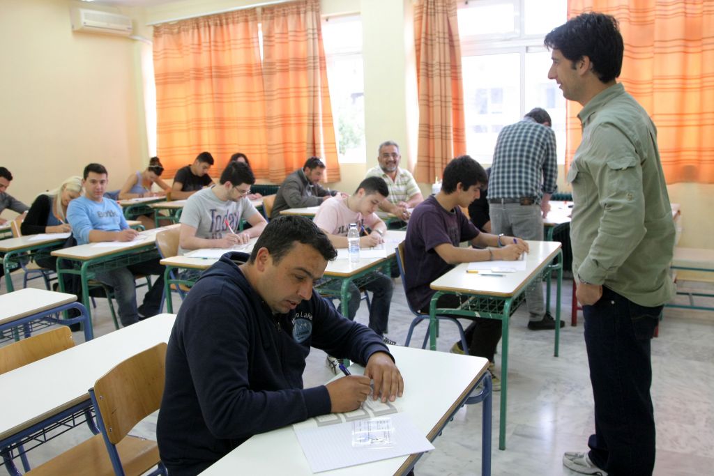 Πανελλαδικές- Φυσική: Προβληματίζει «επιστημονικό λάθος» σε θέμα