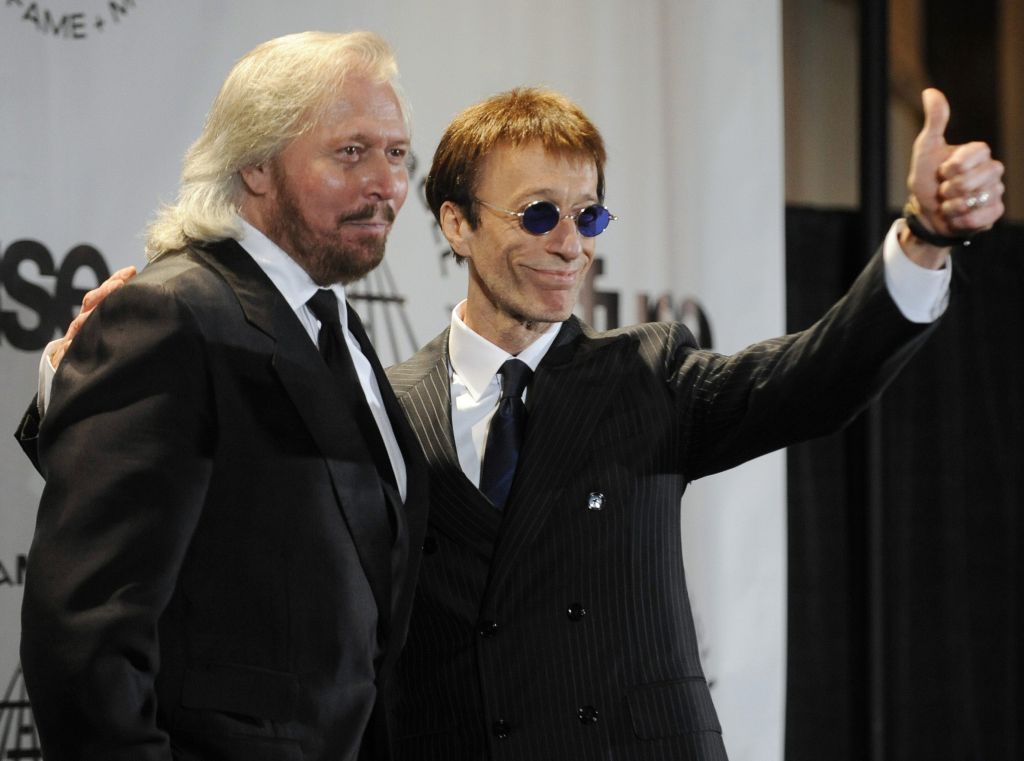 Εχασε τη μάχη με τον καρκίνο ο Ρόμπιν Γκιμπ των Bee Gees