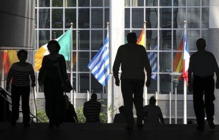 Οι ομαδικές απολύσεις στον καιρό της κρίσης