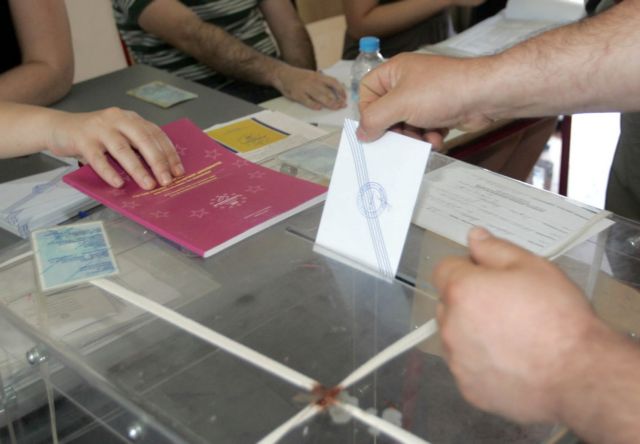 Ανακοινώθηκαν οι θέσεις των εκλογικών περιπτέρων των κομμάτων | tovima.gr