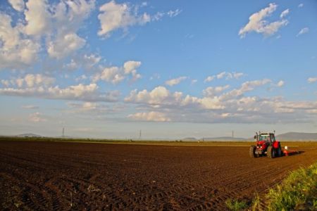 Τέλος στους αγρότες του καναπέ
